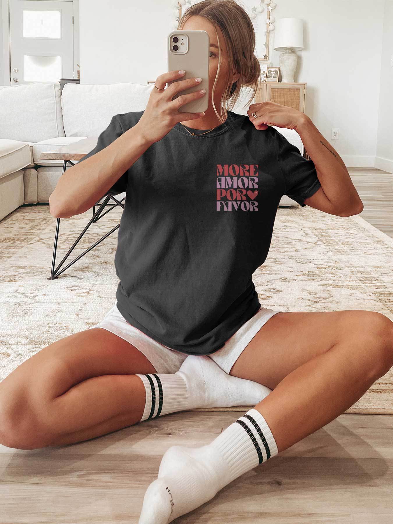 Dames "Meer Liefde Als U Wilt" Grafisch T-shirt - Casual Crew Neck Korte Mouw T-shirt met Hartontwerp, Lichtgeel, Lente/Zomer Mode, Casual Kleding|Speelse Print|Comfortabele Pasvorm, Dames T-shirts