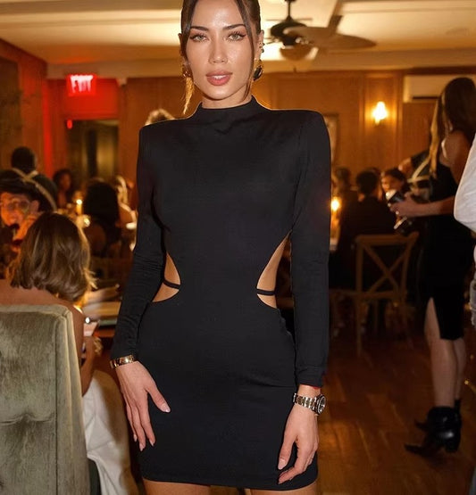 Novi Aura - Backless Elegance