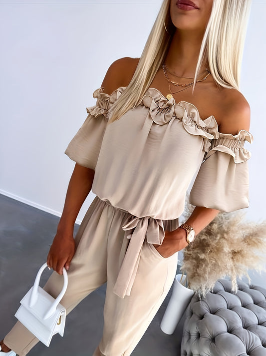 Stijlvolle Elegante Jumpsuit met Blote Schouders en Ruches Zoom - Beige, Rechte Pijpen Ontwerp, Machinewasbaar, Zomerse Damesmode